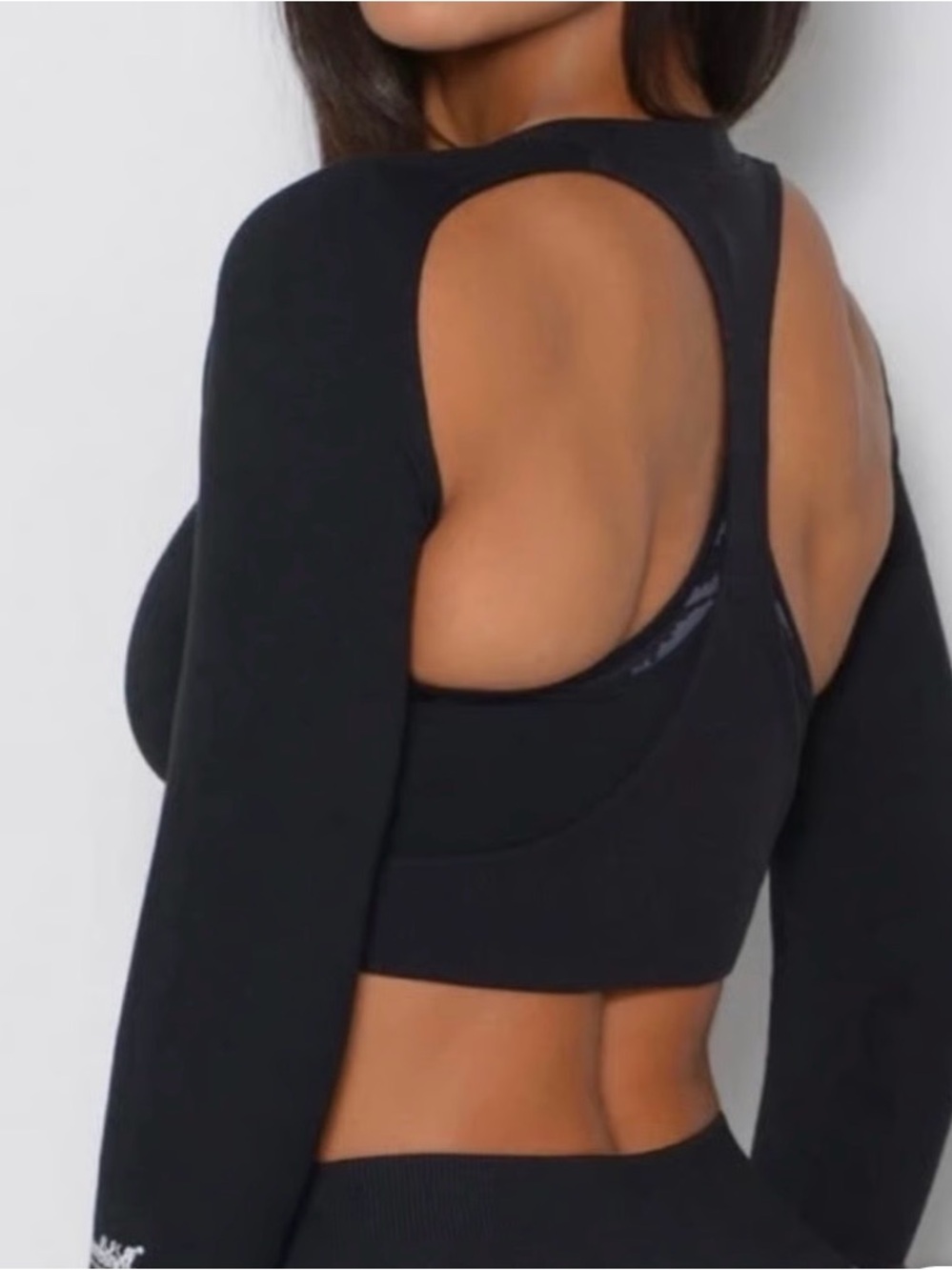 Bombshell Sportswear Black Cropped Crewneck Sweatshirt